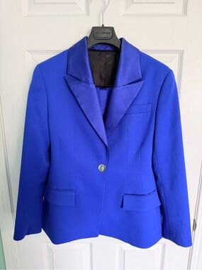 The Attico cobalt blue satin-lapel blazer